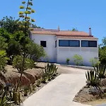 Algarve Casa Alfarrobeira Benagil Caves Private Parking Airco Heated Private Pool - Al Сasa de vacaciones