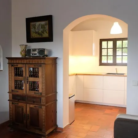 Algarve Casa Alfarrobeira Benagil Caves Seven Hanging Valleys Trail Private Parking Airco Heated Private Pool Сasa de vacaciones Carvoeiro (Lagoa)