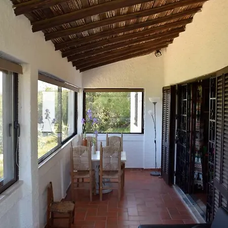 Algarve Casa Alfarrobeira Benagil Caves Seven Hanging Valleys Trail Private Parking Airco Heated Private Pool Сasa de vacaciones Carvoeiro (Lagoa)